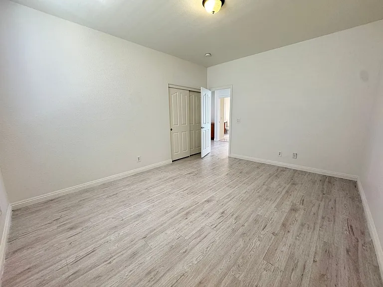 3055 Costa Miole Dr — Photo 36