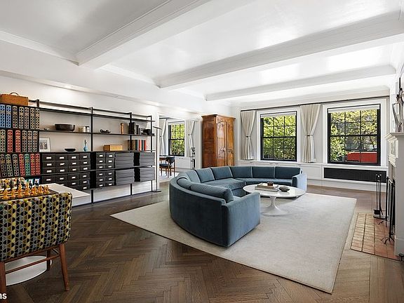 2nd image of 940 Park Ave #2A