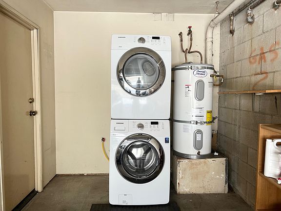 4th image of 883 Magnolia Ave APT 31