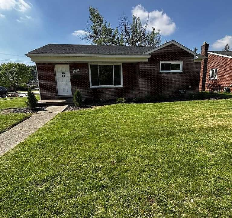 1st image of 28739 Grandon St