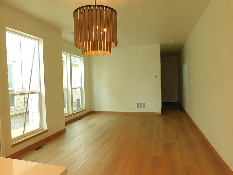 605 Holstein Way — Photo 4