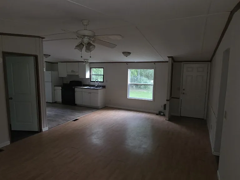 5215 Clark Canning House Rd — Photo 2