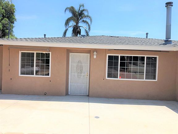 3rd image of 1947 Edwin Ln