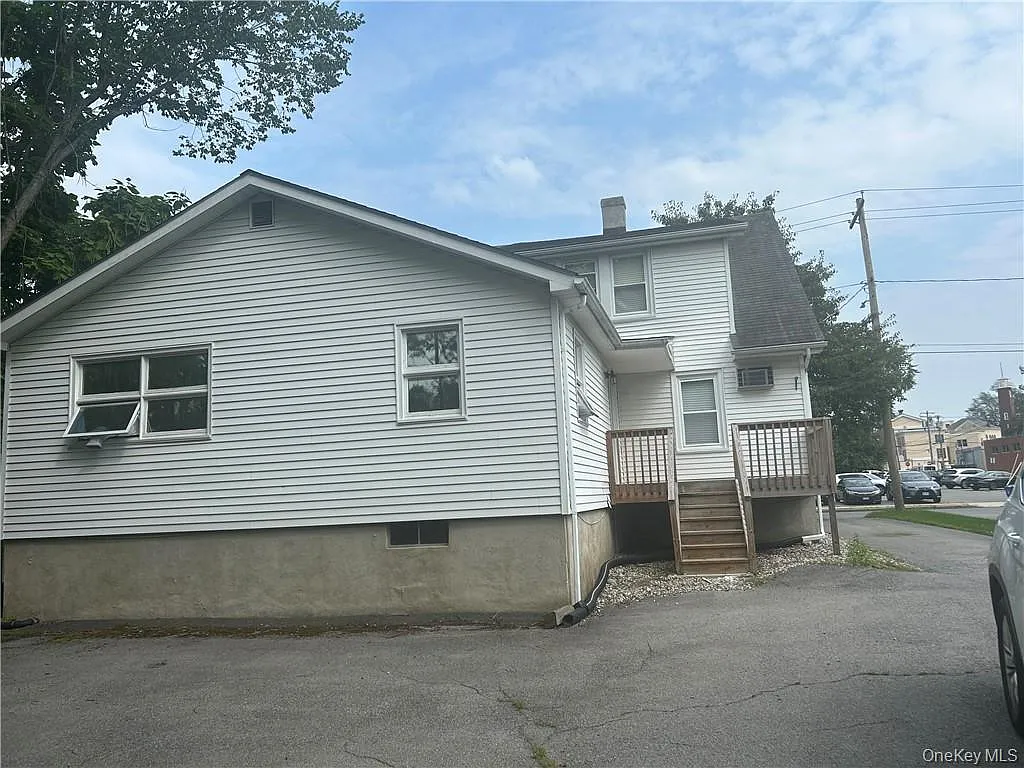 1 bed, 1.0 bath, 600 sqft, $1,700 — Photo 2
