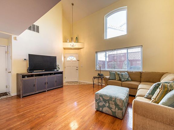 3rd image of 18310 Christeph Dr