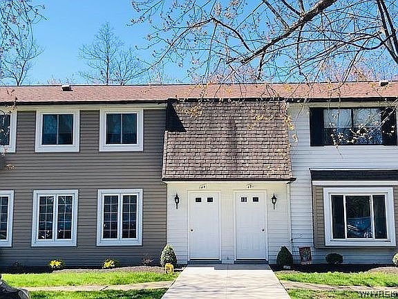 1st image of 44 Wellington Ct