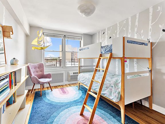 4th image of 207 Ocean Pkwy APT 7A