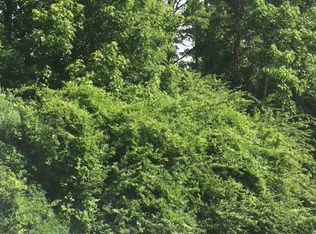 4 Hewitt Rd, Richlands, NC 28574