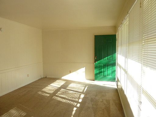 4th image of 758 Guy Ave APT 1