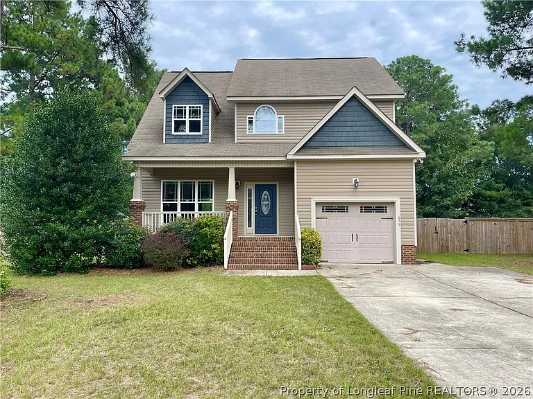 675 Omaha Dr — Photo 1