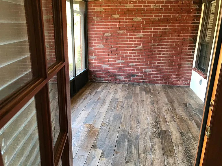 2032 N Carpenter Rd — Photo 22