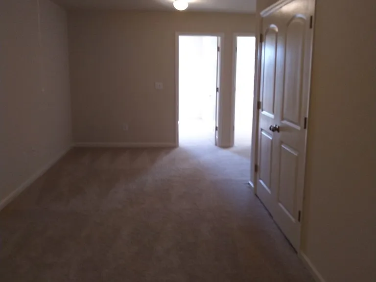 406 Erin Ct — Photo 14