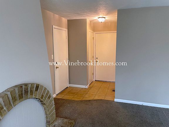 2nd image of 5266 Coco Dr