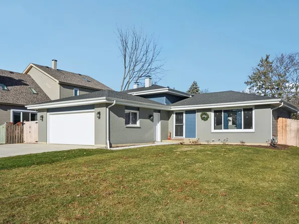 103 Pipers Dr, Bartlett, IL 60103