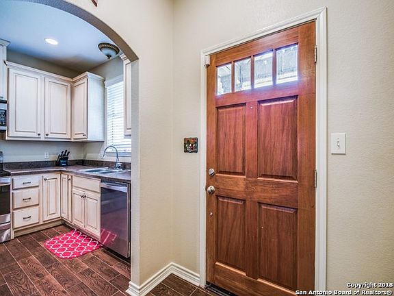 5th image of 1709 J St