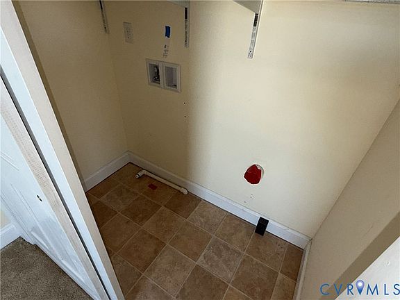5th image of 113 W Main St