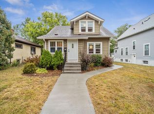 1689 Iglehart Ave, Saint Paul, MN 55104