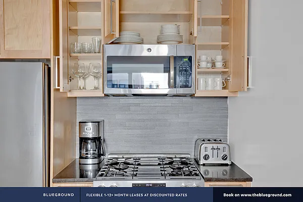 Rented by The Blueground | media 48