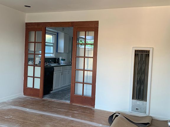 2nd image of 1138 Berkeley Dr