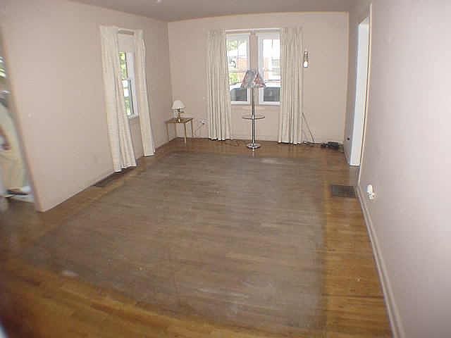 2nd image of 71 Wehmeier St
