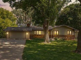 105 Essex Ave, Council Bluffs, IA 51503