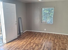 6812 S Lafayette Ave, Chicago, IL