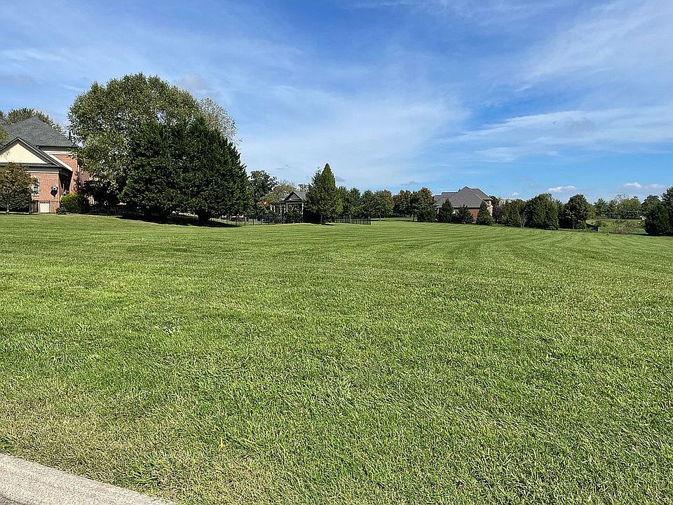 1st image of 3648 Calumet Dr