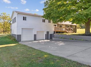 8590 Greenfield Hwy, Bellevue, MI 49021