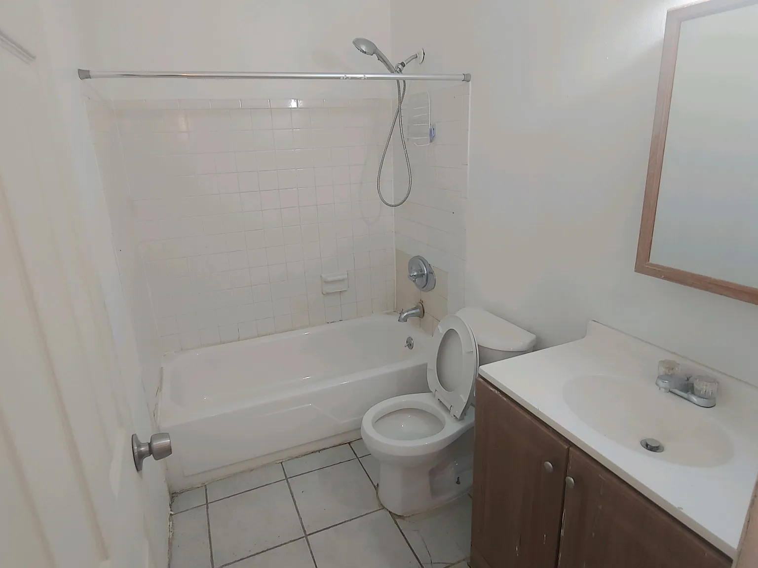 1 bed, 650 sqft, $850 — Photo 2