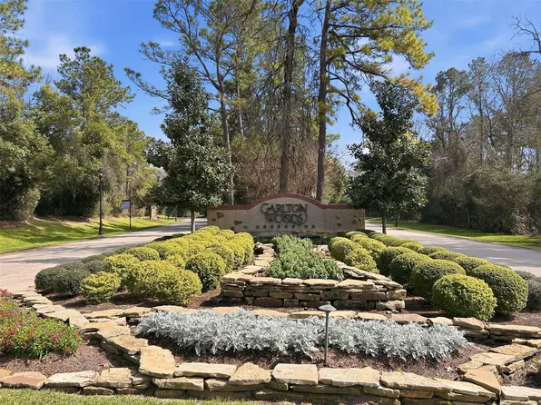 3 S Bayou Club Ct, Spring, TX 77389