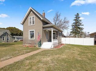506 N 7th St, Lake City, MN 55041