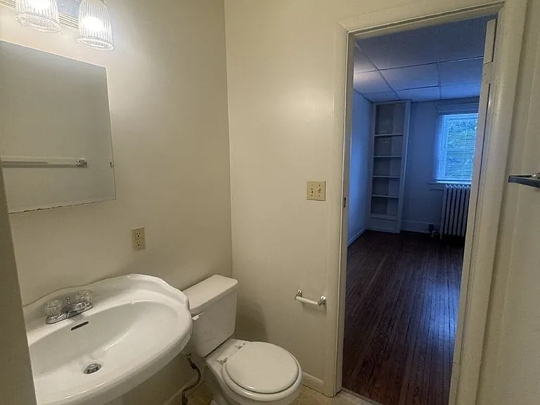420 S Fess Ave — Photo 21