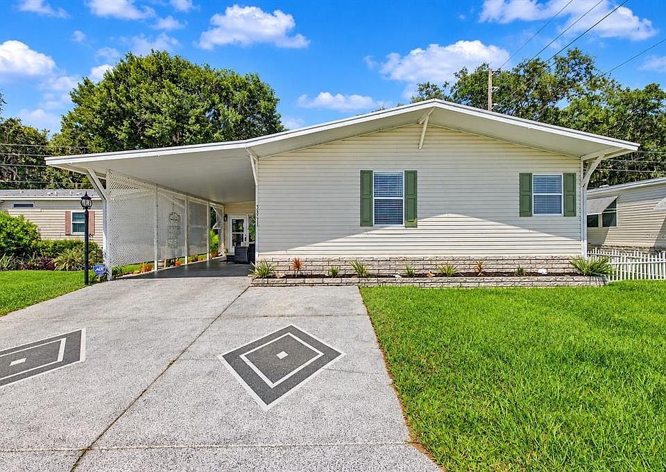 1st image of 36731 TARA AVENUE