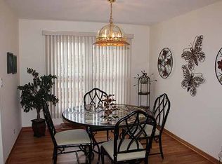 1401 Mitchell Trl, Elk Grove Village, IL 60007