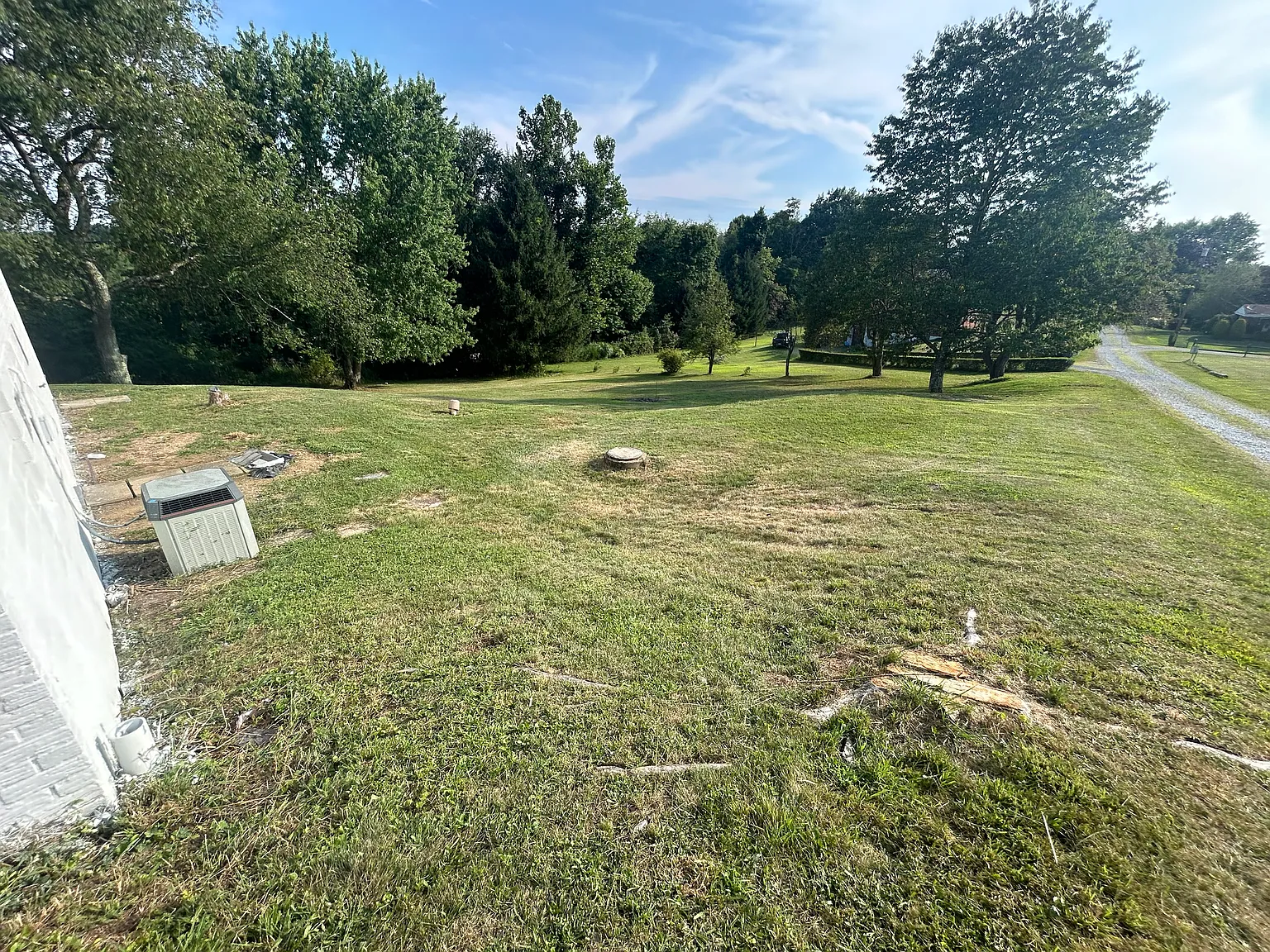 3 bed, 1800 sqft, $2,100 — Photo 3