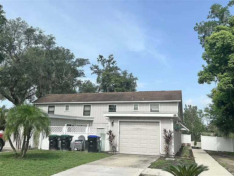 122 S Bulova Dr — Photo 1
