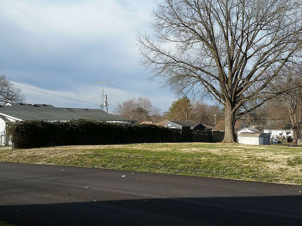 2nd image of 301 Ward Ave