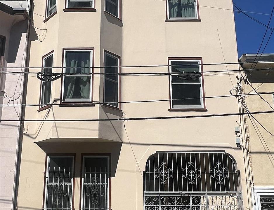 1st image of 82-86 Valparaiso St