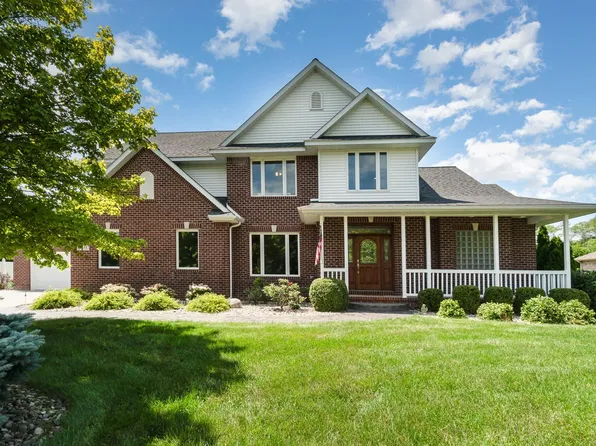 1531 Wedgewood Pl, Essexville, MI 48732