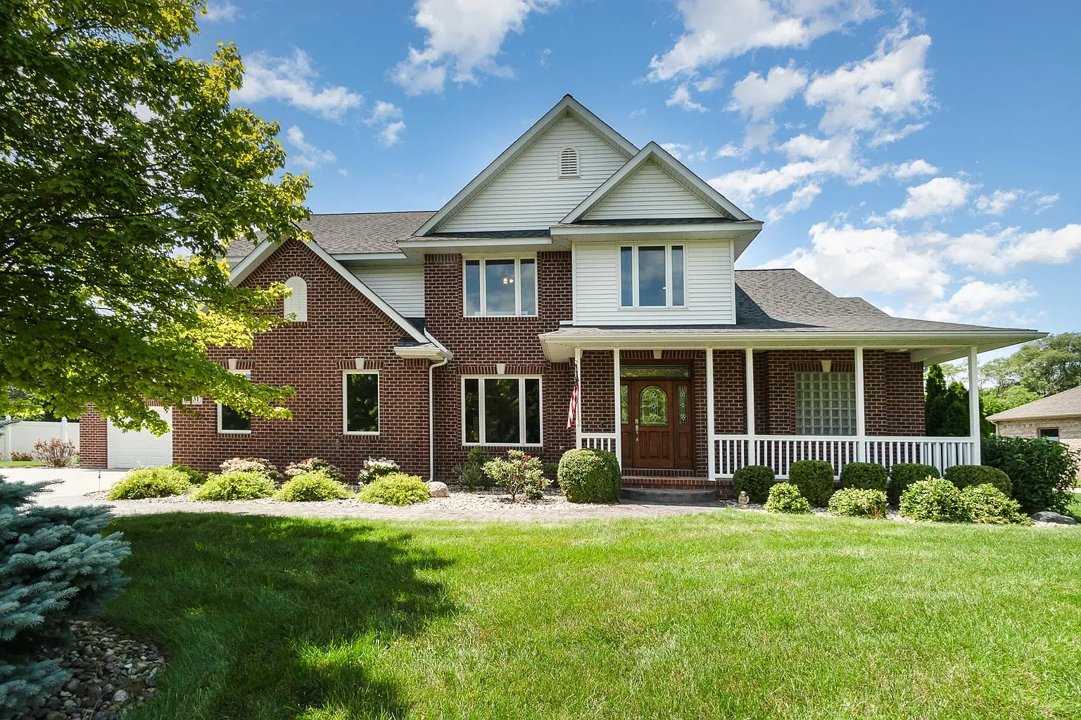 1531 Wedgewood Pl photo 1