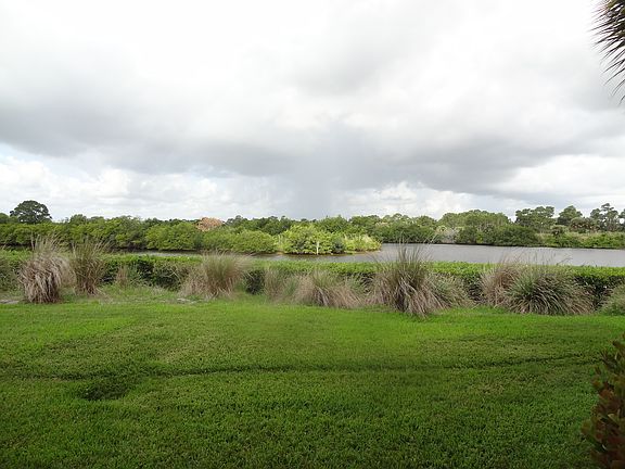 2nd image of 2404 SW Island Creek Trl