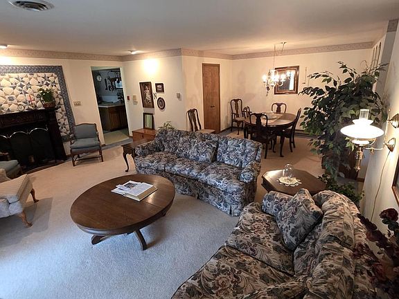3rd image of 1425 Sun Valley DRIVE #202