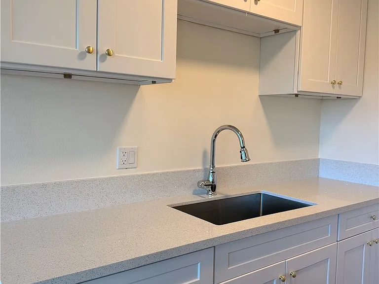 1651 Golden Gate Ave #6 — Photo 3