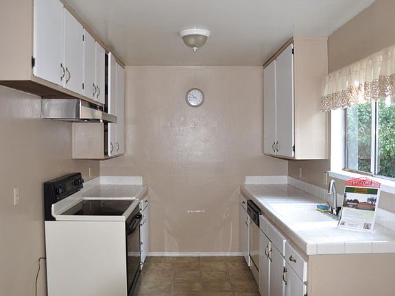 2nd image of 2688 Mosswood Dr
