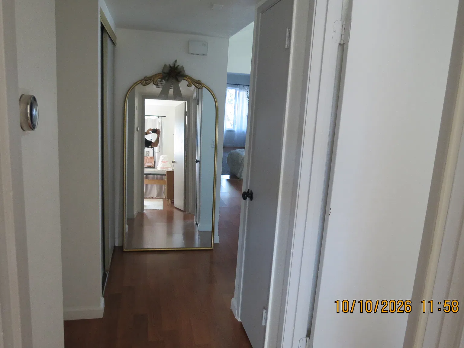 2 bed, 1000 sqft, $2,100 — Photo 4