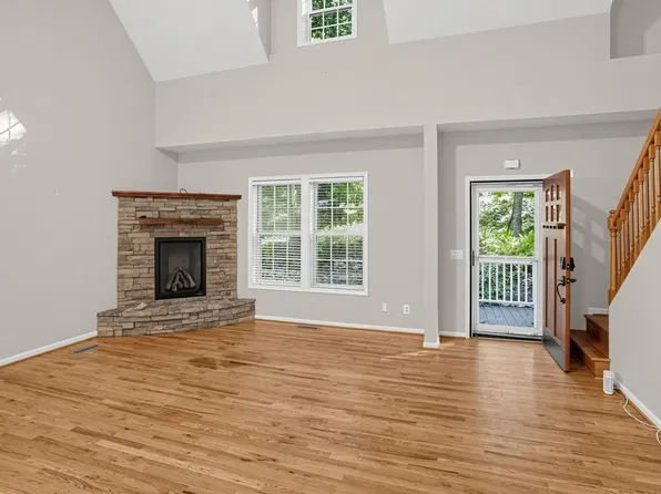 110 Birch Leaf Ln, Fleetwood, NC 28626