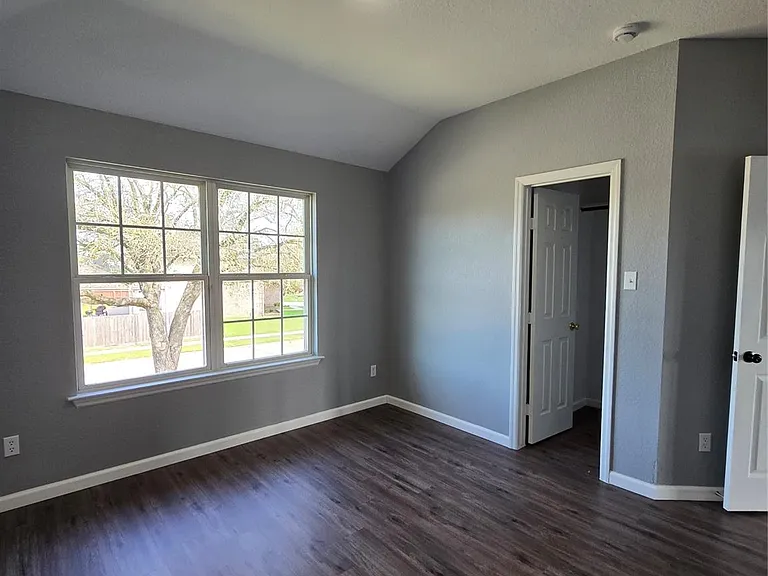 5210 Benton Dr — Photo 20