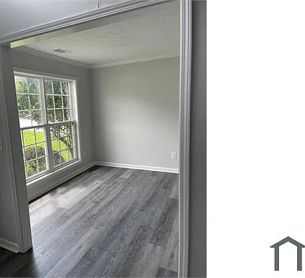 1090 Chapel Hill Dr — Photo 7