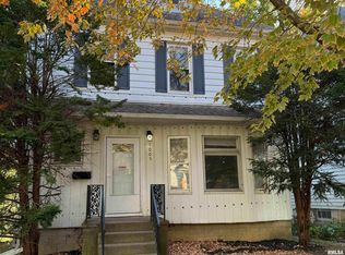 1005 E 15th St, Davenport, IA