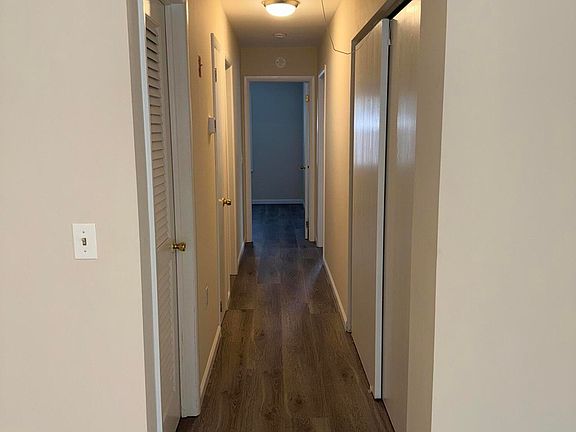 4th image of 2035 Lamplighter Dr